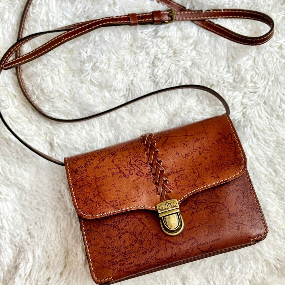 Patricia Nash Bianco Signature Map Crossbody